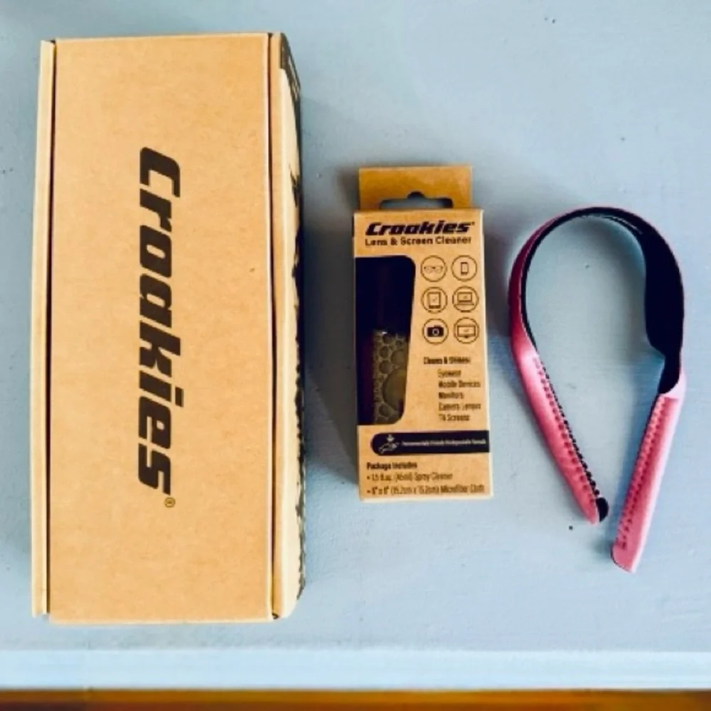 NIB Croakies Original Kids Sport Eyewear Retainer, Lens Cleaner, and Cloth SET